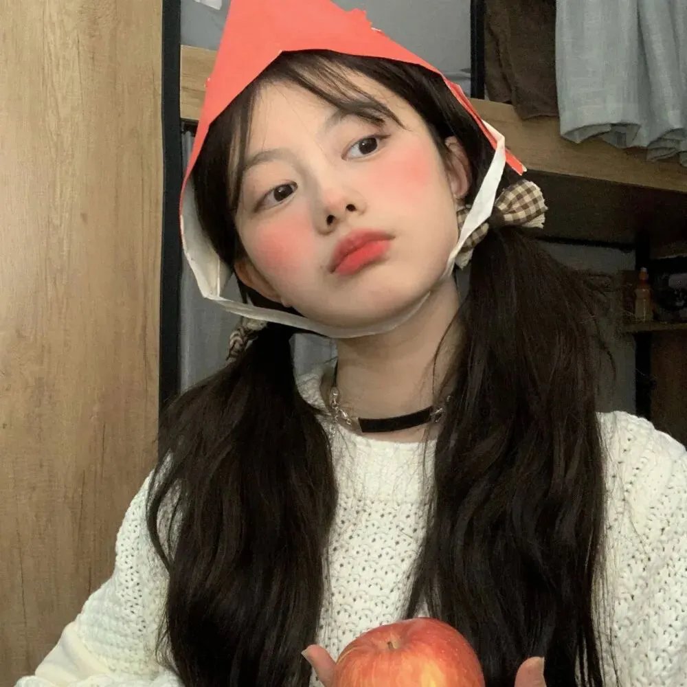 小姐嬉春